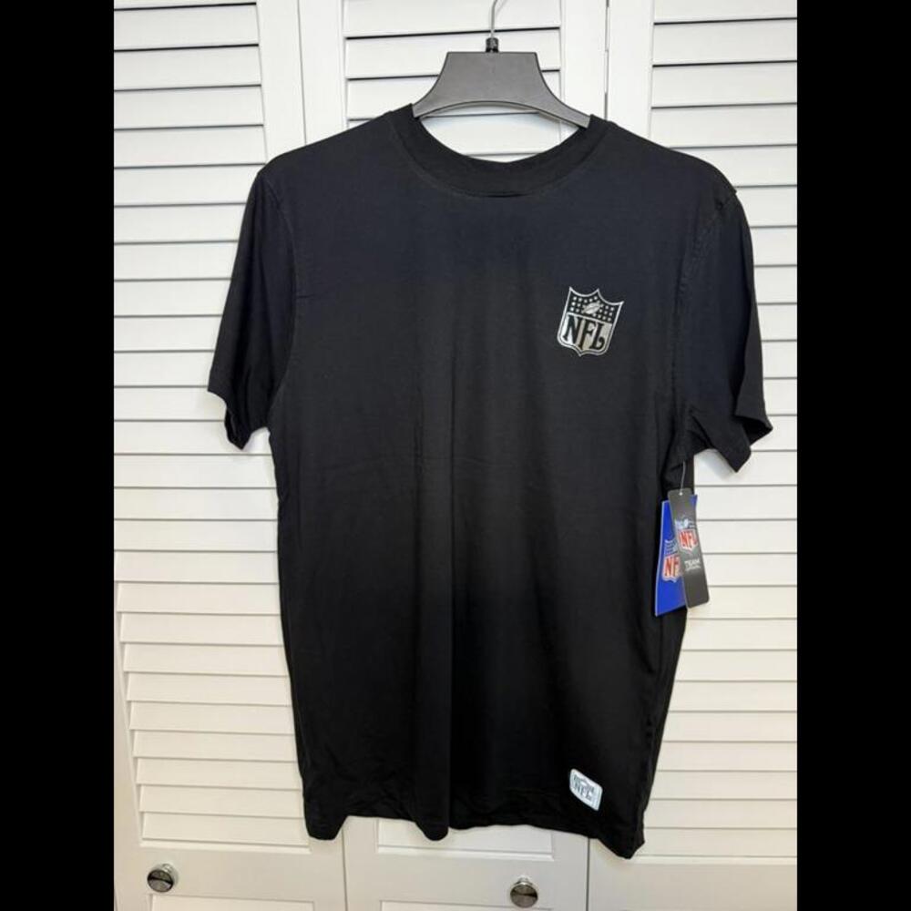 NFL Silver Logo Shield Football T-Shirt - Black - Men's - NWT - M